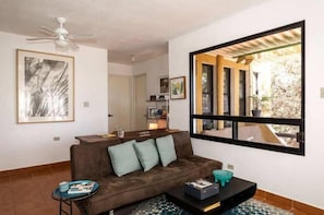 Televisión y oficina