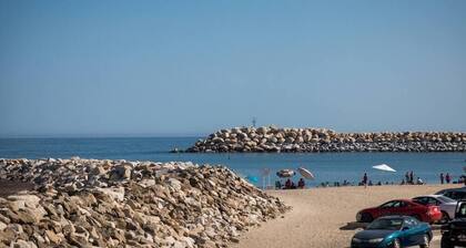 2BR Surf Loft | Beachside with Terrace by Tasman