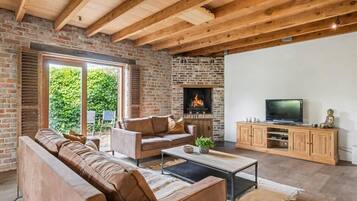 Fernseher, Stereoanlage, Arbeitsbereiche