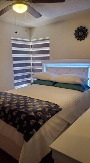 1 habitación, insonorización, tabla de planchar con plancha y wifi 