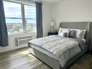 Room - New York City Views in New Jersey (Union City)