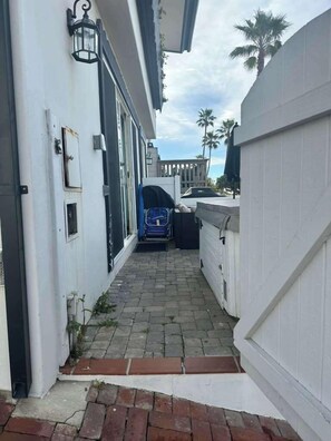 Terrace/patio - Manhattan Beach Beachfront On The Strand (Manhattan Beach)