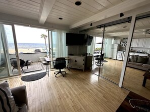 Televisio, työhuone