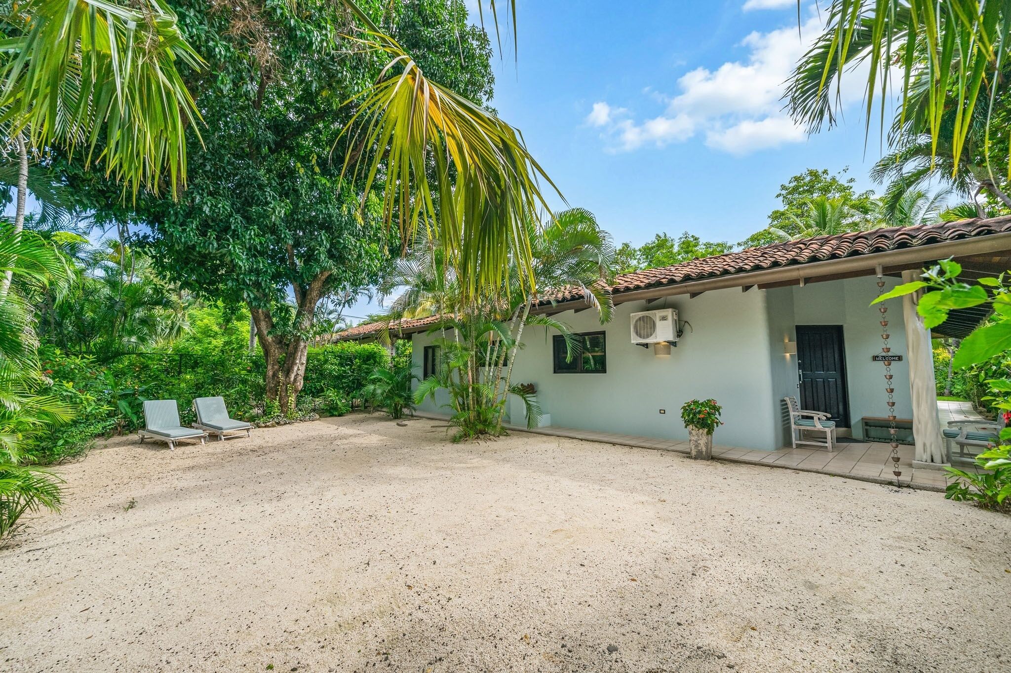 Foto - Tropical Retreat - Private Pool, Steps to Beach