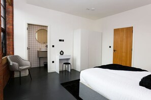 3 chambres, fer et planche à repasser, Wi-Fi gratuit