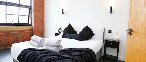 3 slaapkamers, een strijkplank/strijkijzer, gratis wifi