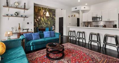 Stylish 2BR | Garden District | Historic Luxury
