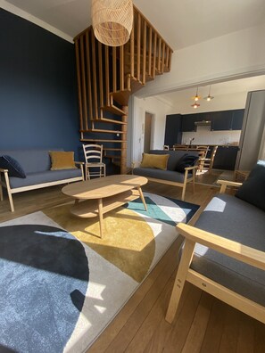 Télévision à écran plat