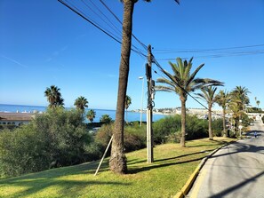 Exterior - Schöne und Ruhige Ferienwohnung mit Pool und Strandnähe (La Cala de Mijas)