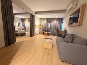 Executive Suite | Living area - Atlas International Hotels (Cairo)