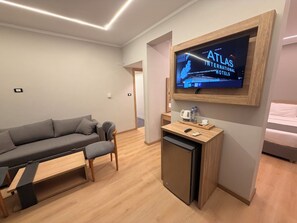 Executive Suite | Minibar, desk, laptop workspace, soundproofing - Atlas International Hotels (Cairo)