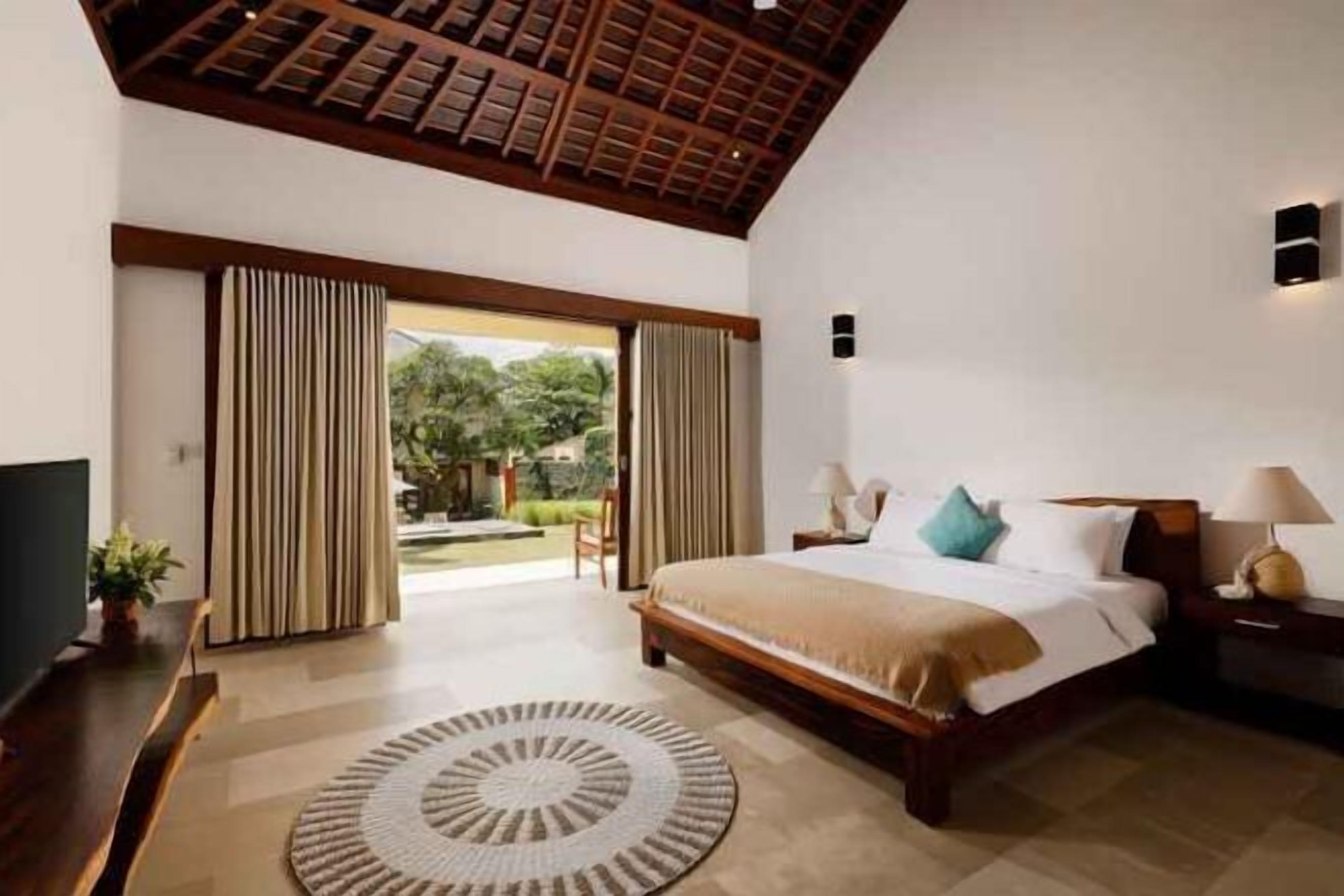 Minibar, coffres-forts dans les chambres, bureau, chambres insonorisées