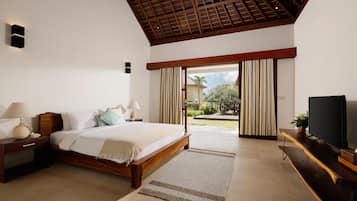 Minibar, coffres-forts dans les chambres, bureau, chambres insonorisées