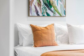 1 Schlafzimmer, Schreibtisch, WLAN, Bettwäsche