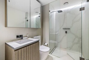 Hair dryer - The Park House City Retreat (Abbotsford)