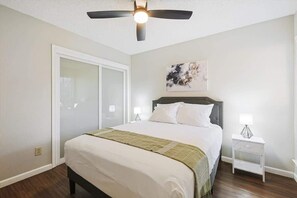 3 Schlafzimmer, Bügeleisen/Bügelbrett, WLAN, Bettwäsche