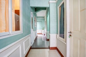 Lobby - OYO Life 2929 Kost Sofie Syariah (Surabaya)