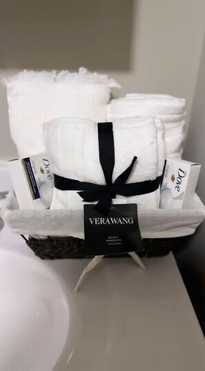 Bathroom amenities