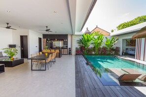 Outdoor pool - Villa Lys by Alfred in Bali (Canggu)