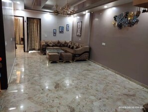 Interior - peaceful Homestay (Delhi)