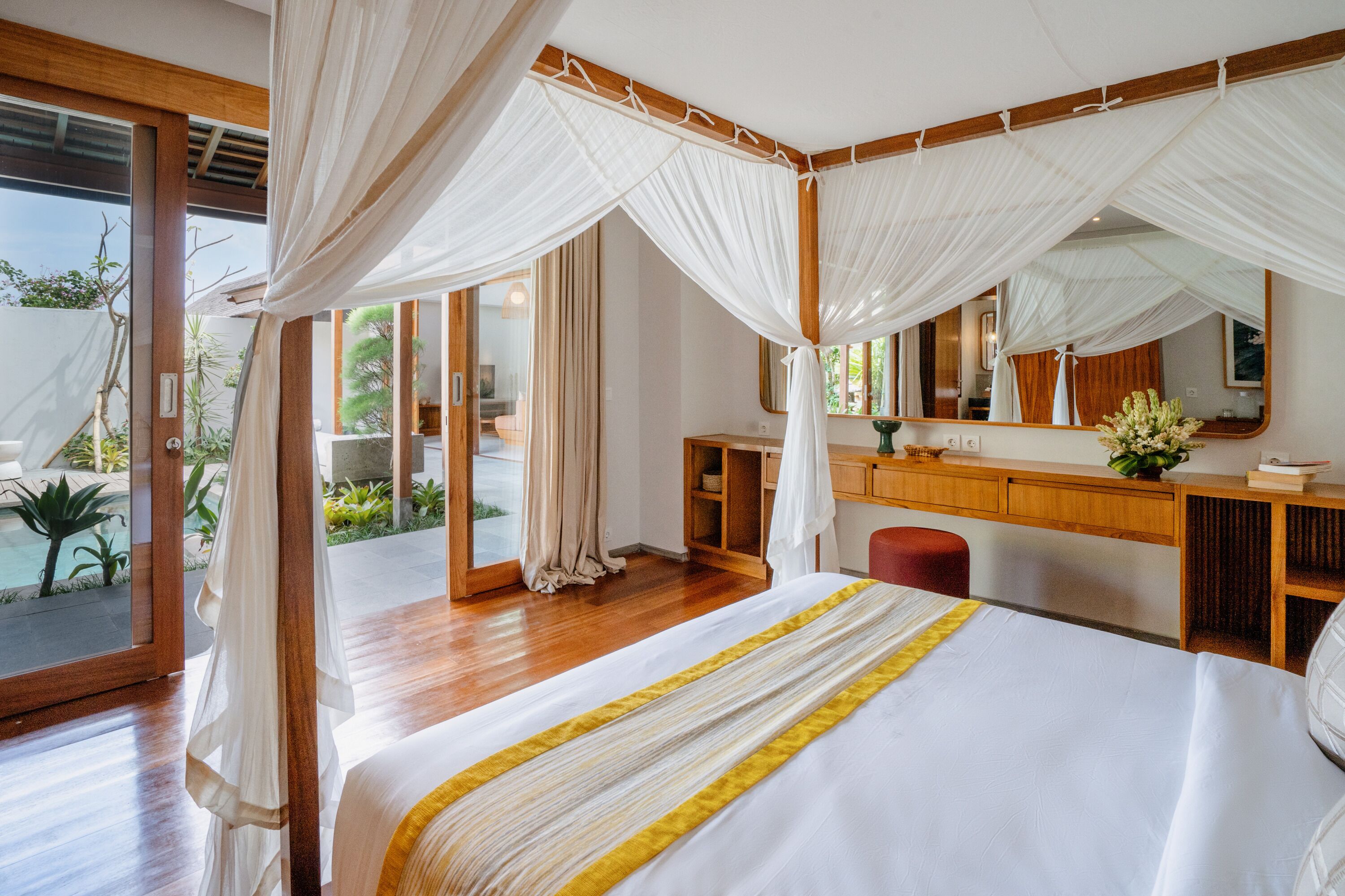 Lotus 2 Bedroom Pool Villa | Minibar, in-room safe, desk, laptop workspace
