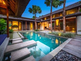 Vila luxo, 2 quartos, piscina particular (Edelweiss Villa) | Vista para o jardim