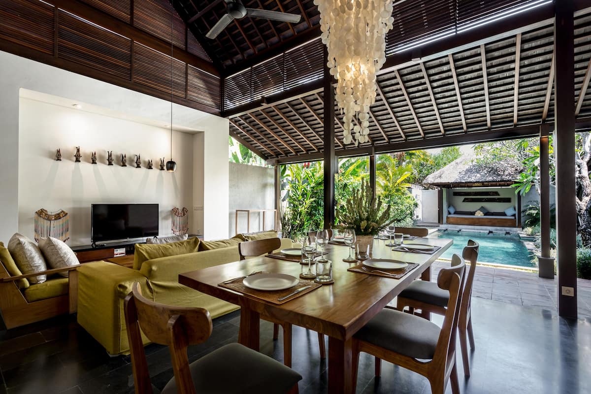 Villa, 3 slaapkamers, privézwembad (Cempaka Villa) | Dineren in de kamer