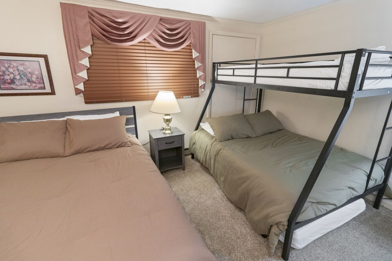 2 bedrooms, free WiFi