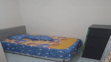 Standard Double Room | Laptop workspace, free WiFi, bed sheets
