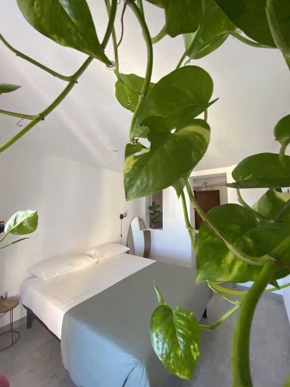 1 bedroom, travel crib, free WiFi, bed sheets