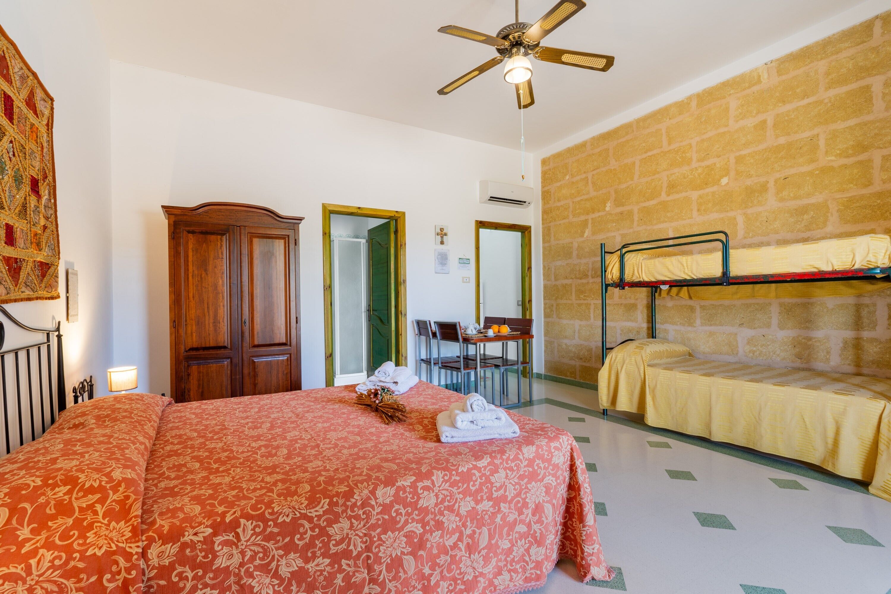 1 bedroom, free WiFi, bed sheets