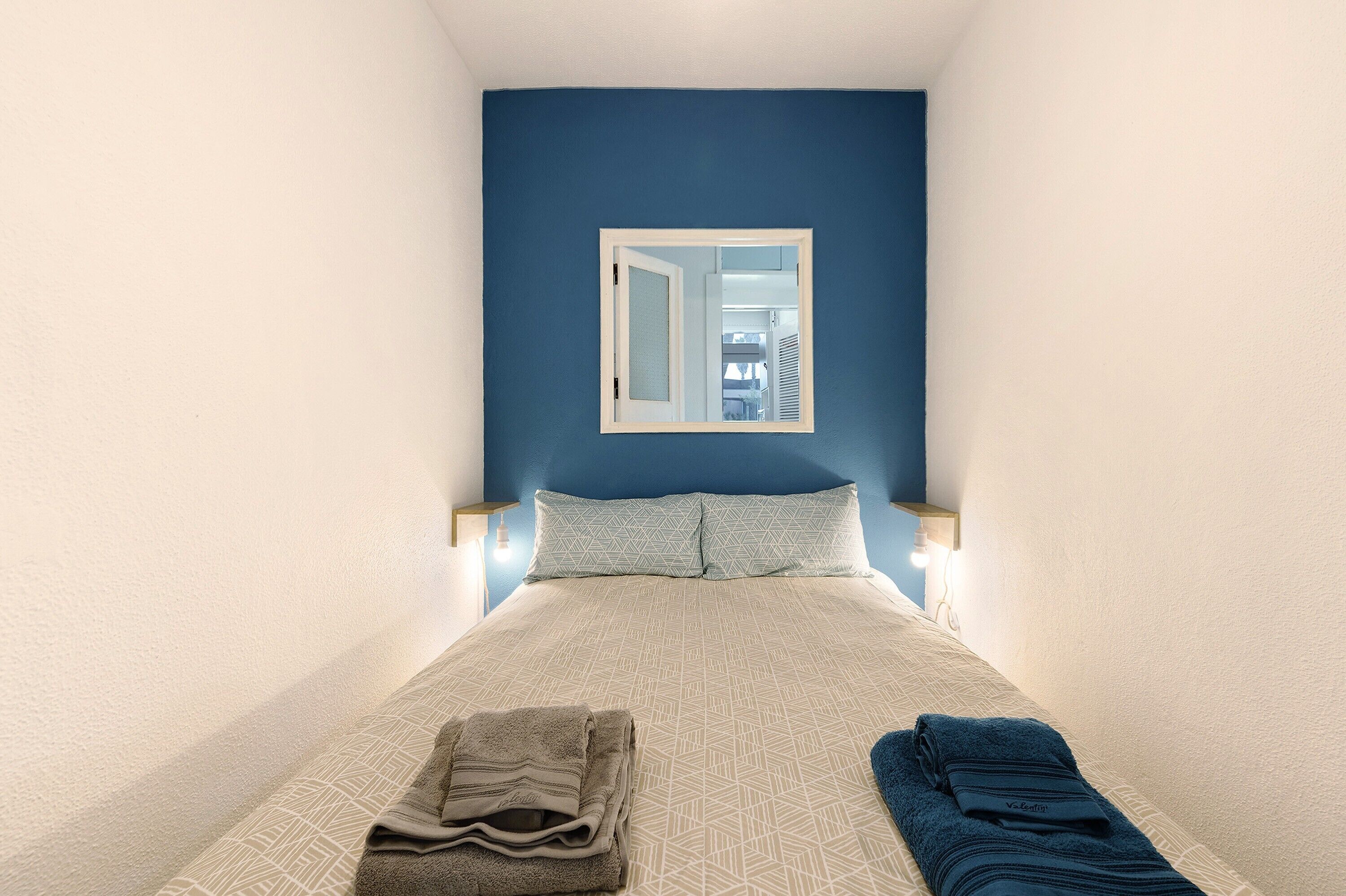 2 slaapkamers, een strijkplank/strijkijzer, gratis wifi, beddengoed