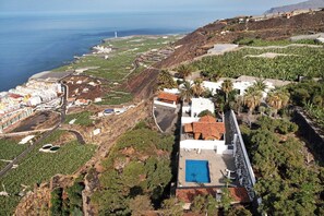 Exterior - Apartment 'Moijama 1' with Shared Pool, Private Terrace and Wi-Fi (Los Llanos de Aridane)