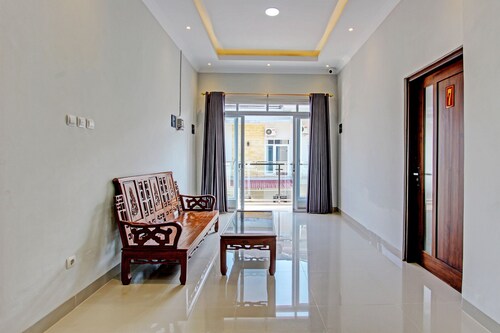 Hotel O Imperial Inn