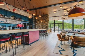 Bar (on property) - Sunstar Pontresina (Pontresina)