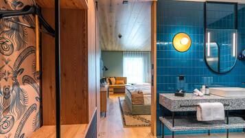 Design Double Room | Bathroom