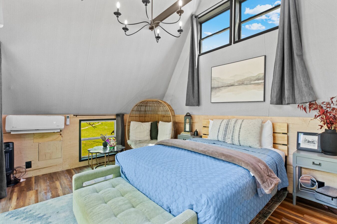 1 bedroom, desk, free WiFi, bed sheets