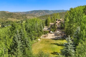 Property grounds - Faraway Road Home (Snowmass Village)