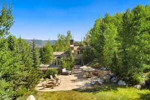 Property grounds - Faraway Road Home (Snowmass Village)