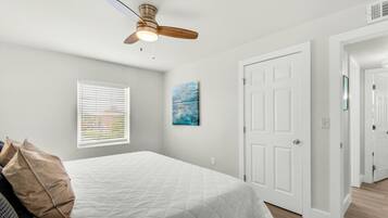 2 chambres, bureau, lit parapluie, Wi-Fi