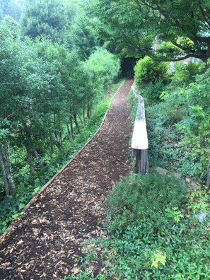 Jardines del alojamiento