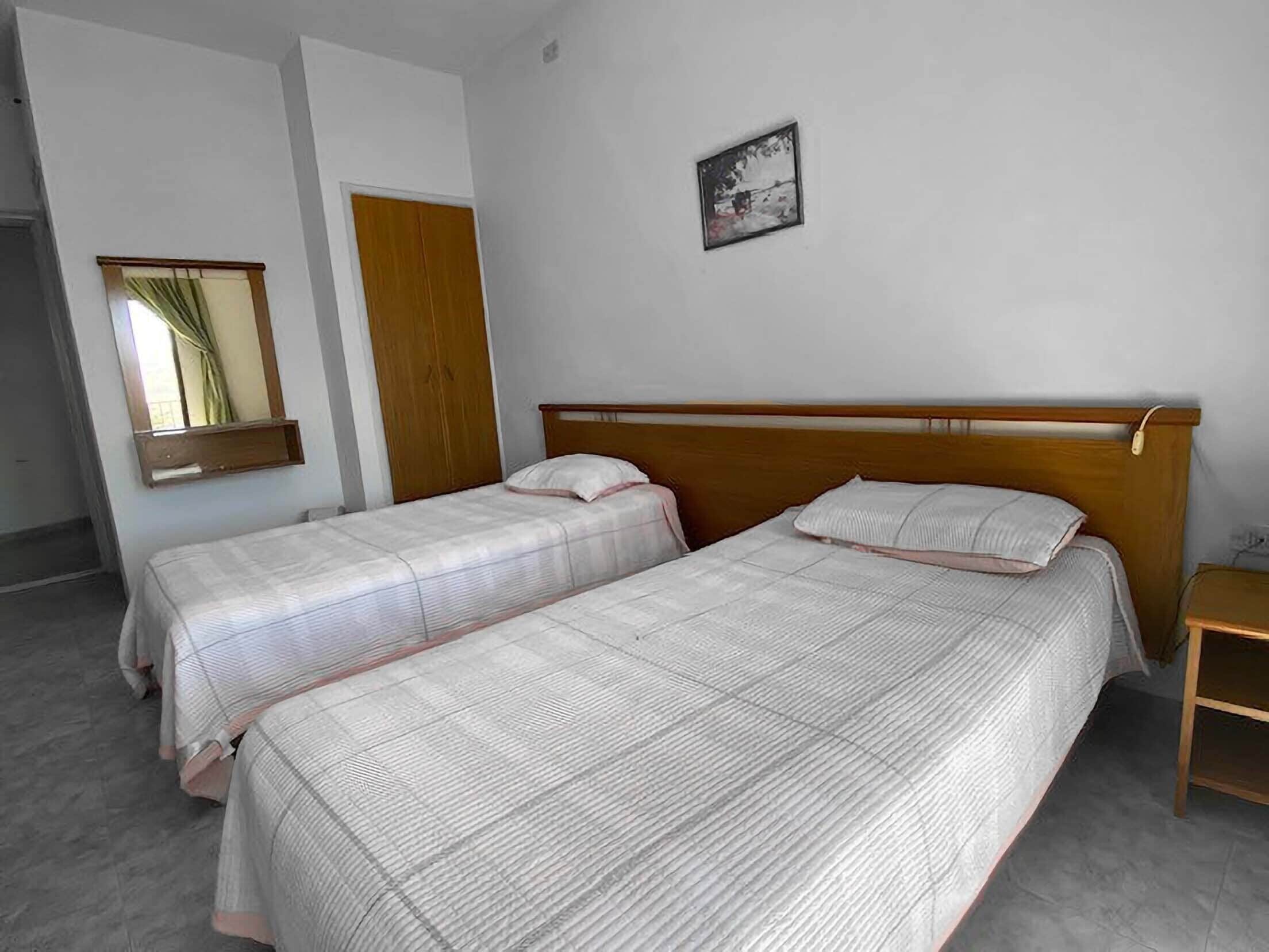 基础单人房, 2 张单人床, 吸烟房, 湖景 | 免费 WiFi