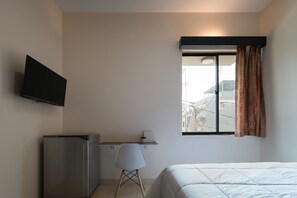 Superior Room | 1 bedroom, minibar, desk, free WiFi - Cove Oekude Residence (Jakarta)