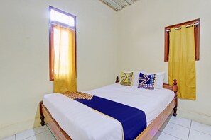 Economy Double Room - Hotel O Syifa Guest House Syariah (Lebaksiu)