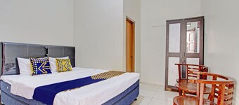 Hotel O Guest House Cemara 1 Syariah