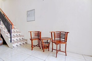 Quầy tiếp tân
