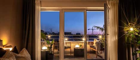 2 多间卧室、熨斗/熨衣板、WiFi、床单