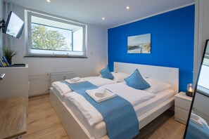 2 chambres, bureau, fer et planche à repasser, Wi-Fi gratuit