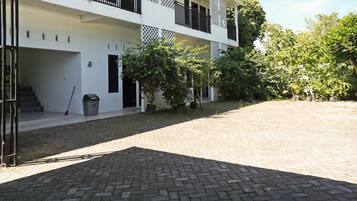 Bagian depan properti