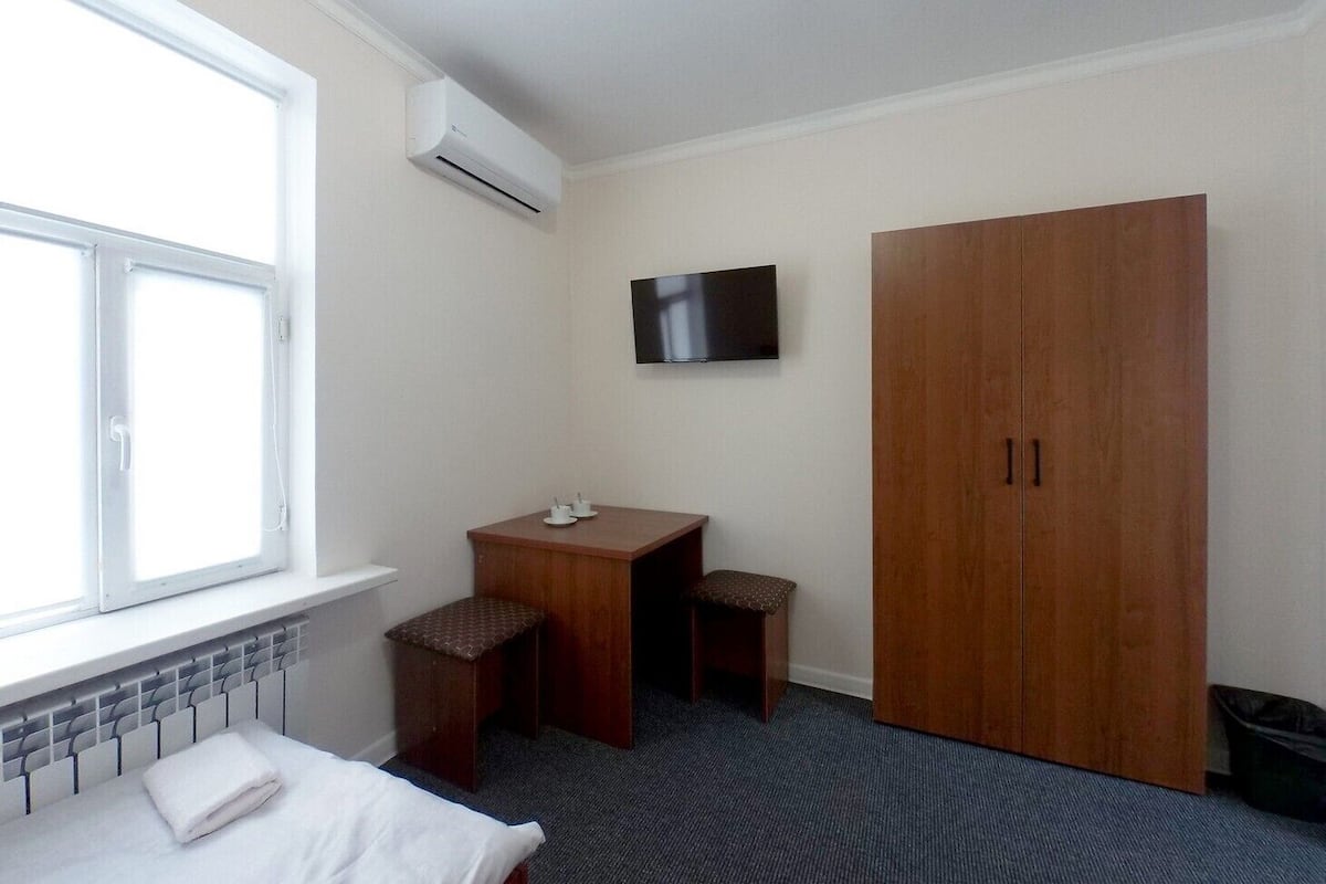 Standard Triple Room | 1 bedroom, premium bedding, desk, free WiFi